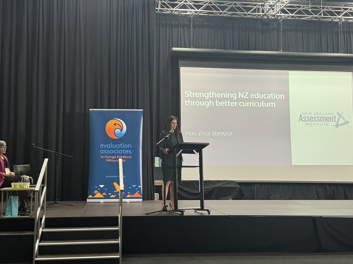 So cool to hear our director <a href="/michaelabsolum/">Michael Absolum</a> get a “shout out” from <a href="/EricaStanfordMP/">Erica Stanford MP</a> for your commitment to assessment in Aotearoa at today’s #nzaiconference 

<a href="/EvaluationAssoc/">Evaluation Associates</a>