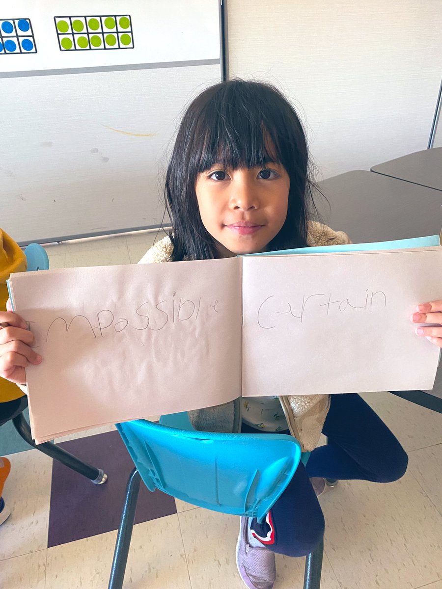 Ashley Ostrom tweet media