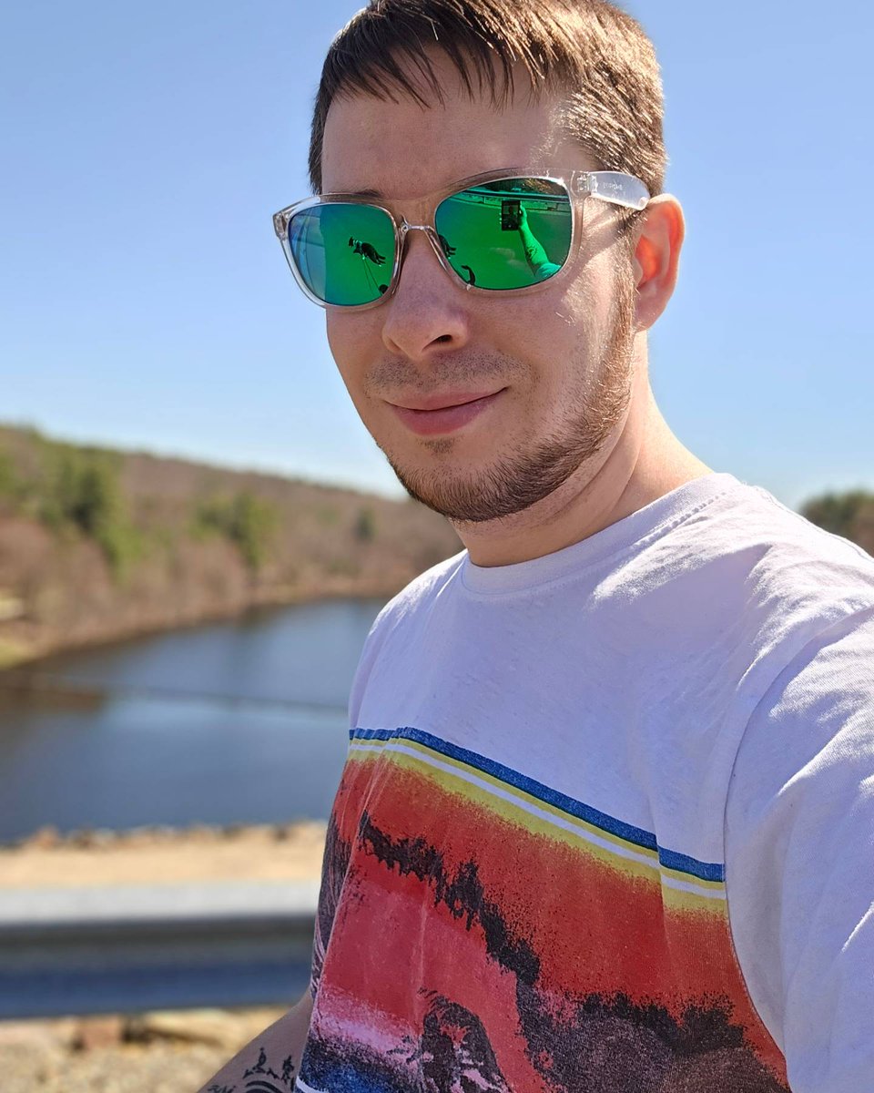 ShanesLIVE's tweet photo. Went for a walk with the pup today it was so nice out!

#selfie #dog #walk https://t.co/B4jmvoC9Y2