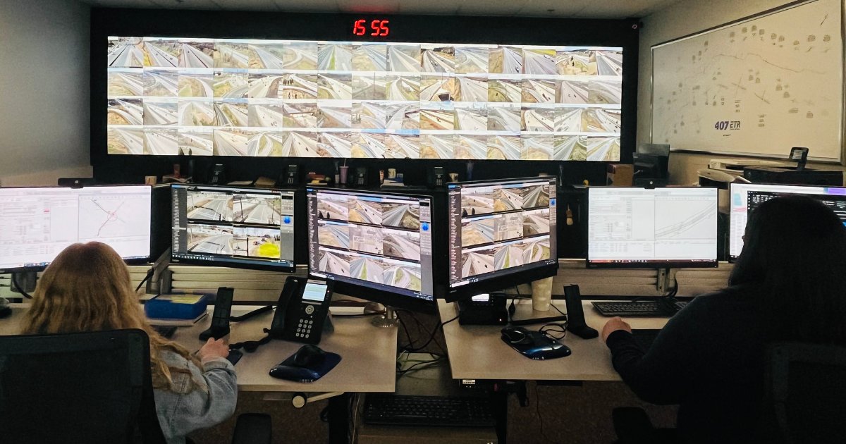 Celebrating the unsung heroes of 407 ETR during National Telecommunicators Week! Thank you to our dedicated emergency dispatchers behind the scenes in our control room, who help keep our drivers and patrollers safe by being an eye in the sky. #NPSTW