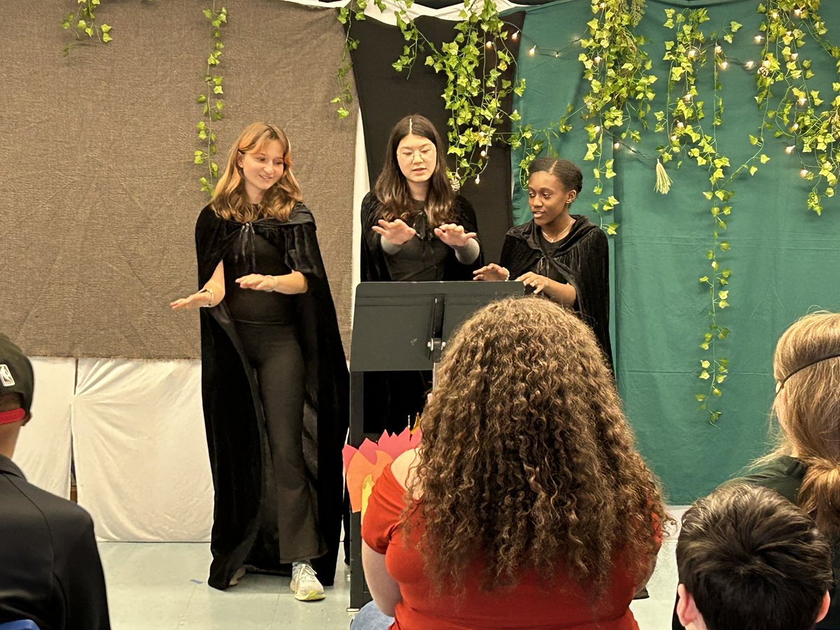 SchoolComputer's tweet photo. Awesome 8th grade Macbeth performances. https://t.co/2Bd5MUyusw