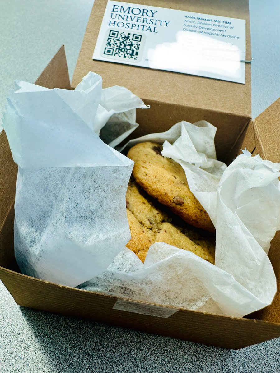 Elizabeth Gundersen tweet media