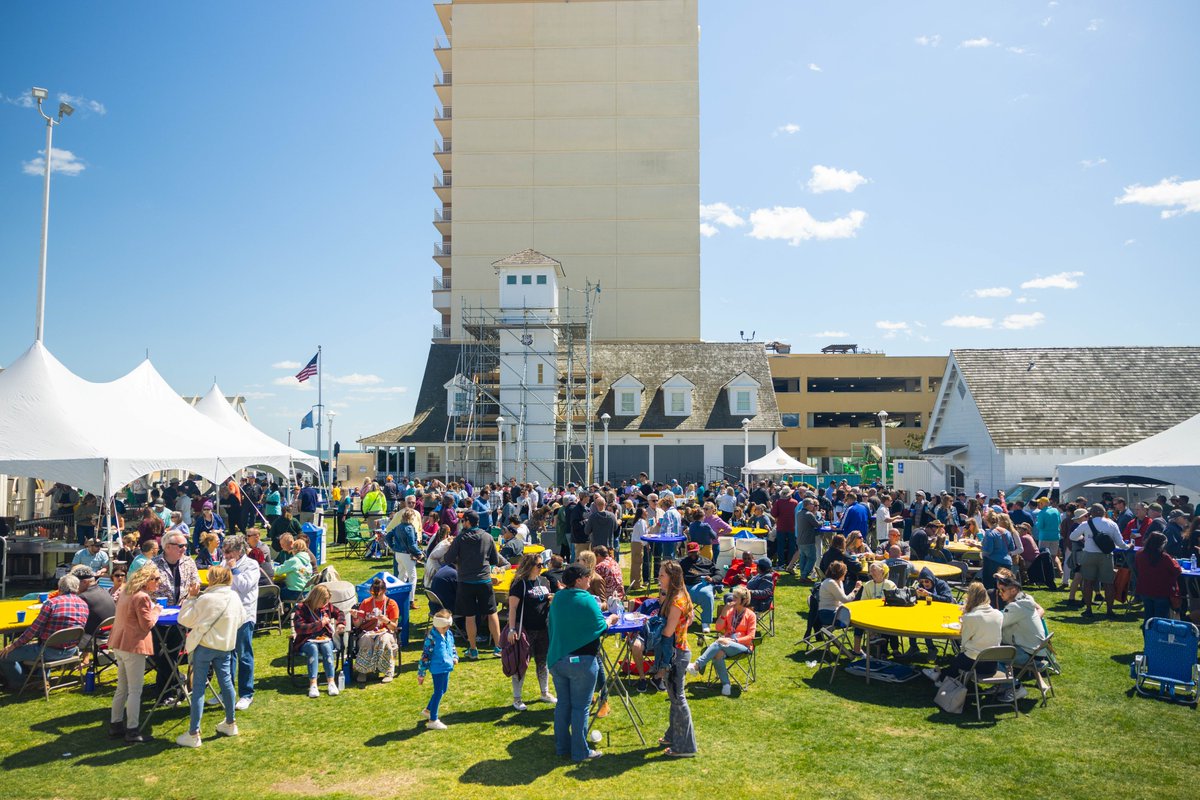 vbedfound's tweet photo. Thank you all for another successful Pearls Of Wisdom Oyster Roast! We could not have done it without your support! Your engagement with anything VBEF goes a long way!
#VBEF #PearlsParty2024 https://t.co/qjppzocTUf