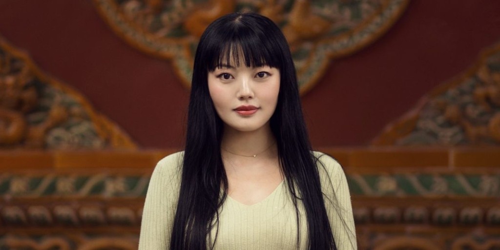 artonthemart's tweet photo. 🏆 Congratulations to #ARTonTHEMART alum @yugezhou421 on winning the 2024 @JoyceFdn #Artadia Award! Yuge's 2022 projection 'Love Letters' depicted a lively courtship dance. Revisit the projection here: https://t.co/TNsTE6UTy9
📷: Portrait of Yuge Zhou, photo credit Jia Bao Zhou https://t.co/IRnWwAgsKm