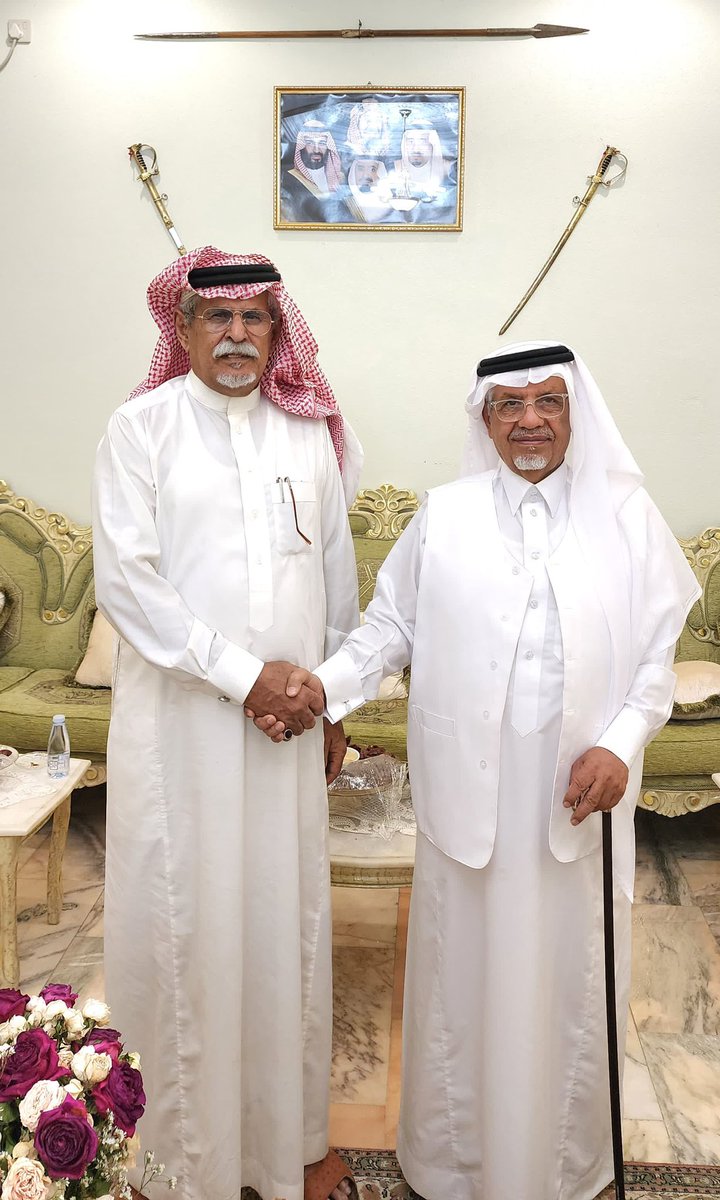 mana3301's tweet photo. ﷽
هذا المساء زياره خاصه في ضيافة:
الأخ الشيخ محمد بن ذيب المهان والأخ الشيخ علي بن نمش الشمري، بمناسبة عيد الفطر والإطمئنان على صحتهم. أسأل الله أن يديم المحبه والتقدير والمعزة بين الجميع. https://t.co/EzOG01SZYX