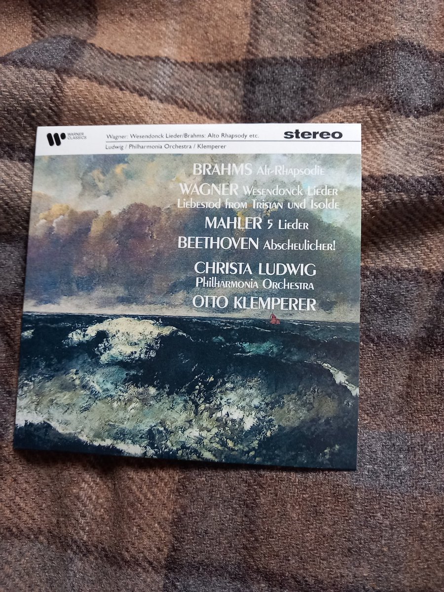 22:07 #Mahler #SymphonyNo9 among others. First and last. The loudspeakers blare. Mahler embraces. And it flickers & eases the pain. I adore #Mahler