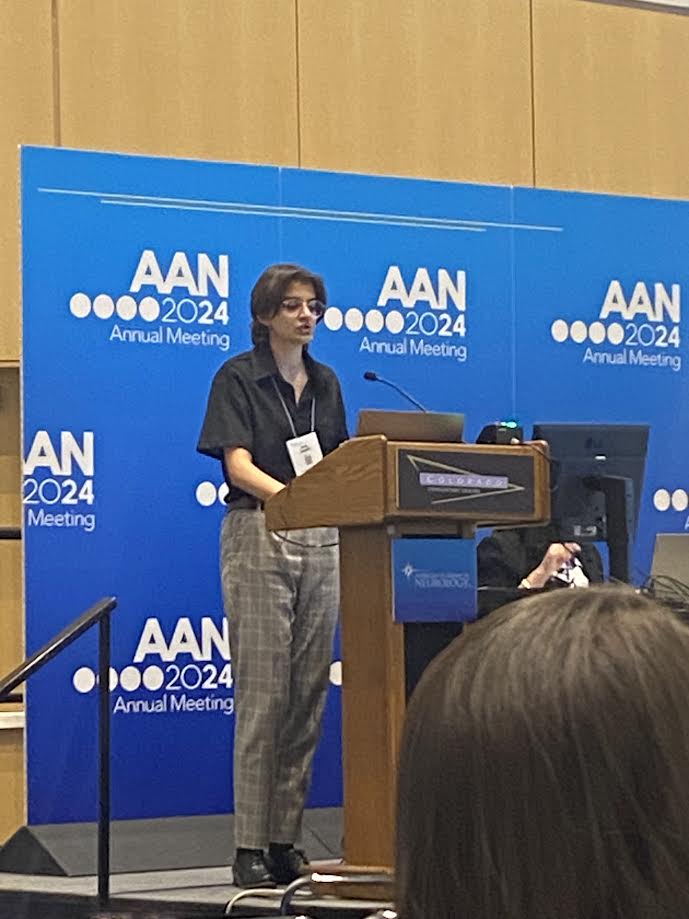 Proud of our former summer research intern, Alexia Lapadat, who presented research on the relationship between simazine and atrazine and risk of #Parkinsonsdisease at the 2024 #AANAM. @AANmember @BarrowNeuro