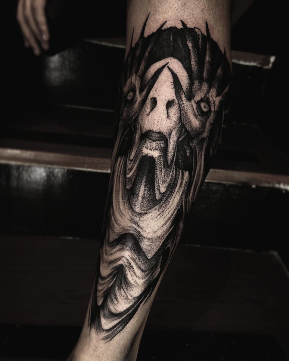 _brvnogonzalez's tweet image. Pale Man #panslabyrinth #guillermodeltoro