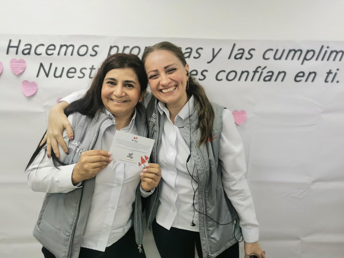 Andesco1's tweet photo. #CreandoProgreso | Teniendo en cuenta las estrategias de sostenibilidad de la compañía, @ClaroColombia anunció que por medio de sus proyectos ha logrado beneficiar a 840 mil mujeres con conectividad, acceso a la tecnología e inclusión laboral y social.
Esto se evidencia con “Escuelas Conectadas Claro por Colombia”, que ha llegado a 27 departamentos del país y entregado internet gratuito a 208 instituciones educativas, en las cuales 130 mil de los cerca de 300 mil estudiantes que se benefician de esta iniciativa son niñas y adolescentes.
Además, desde la “Red de Voluntarios de Claro” y la alianza con Inspiring Girls, se han realizado sesiones de capacitación y empoderamiento femenino con más de 200 estudiantes en el país.
Del mismo modo, desde hace cinco años se implementa la Ruta de Inclusión Laboral y Social, en la que personas en situación de vulnerabilidad acceden a un empleo formal y donde cerca de 772 mujeres madres cabeza de hogar, migrantes, binacionales y retornadas son las que hoy hacen parte del programa.