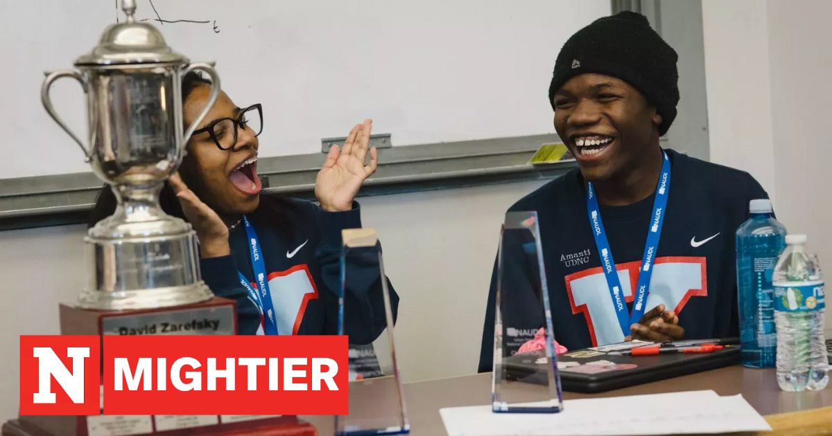Chicago's Kenwood Academy wins title at Urban Debate National Championship newsweek.com/mightier/chica…