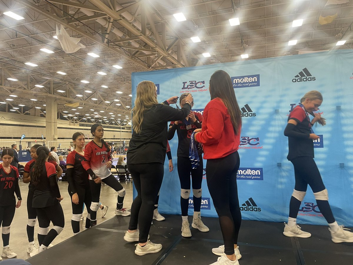 Coach Dahle tweet media