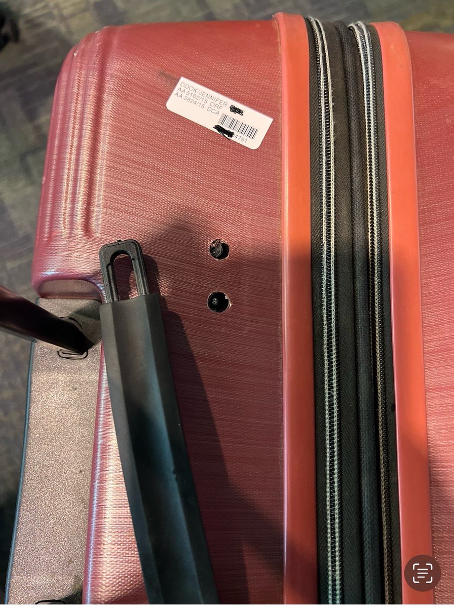 JenniCookWrites's tweet photo. @AmericanAir employee in baggage office at #ORF dismissively said I could file a claim online if I wanted to but they wouldn’t do anything. One problem. To file an online claim, I have to have an incident number. I don’t have one bc employee wouldn’t allow me to file incident. https://t.co/5Y5Bw4jU2n