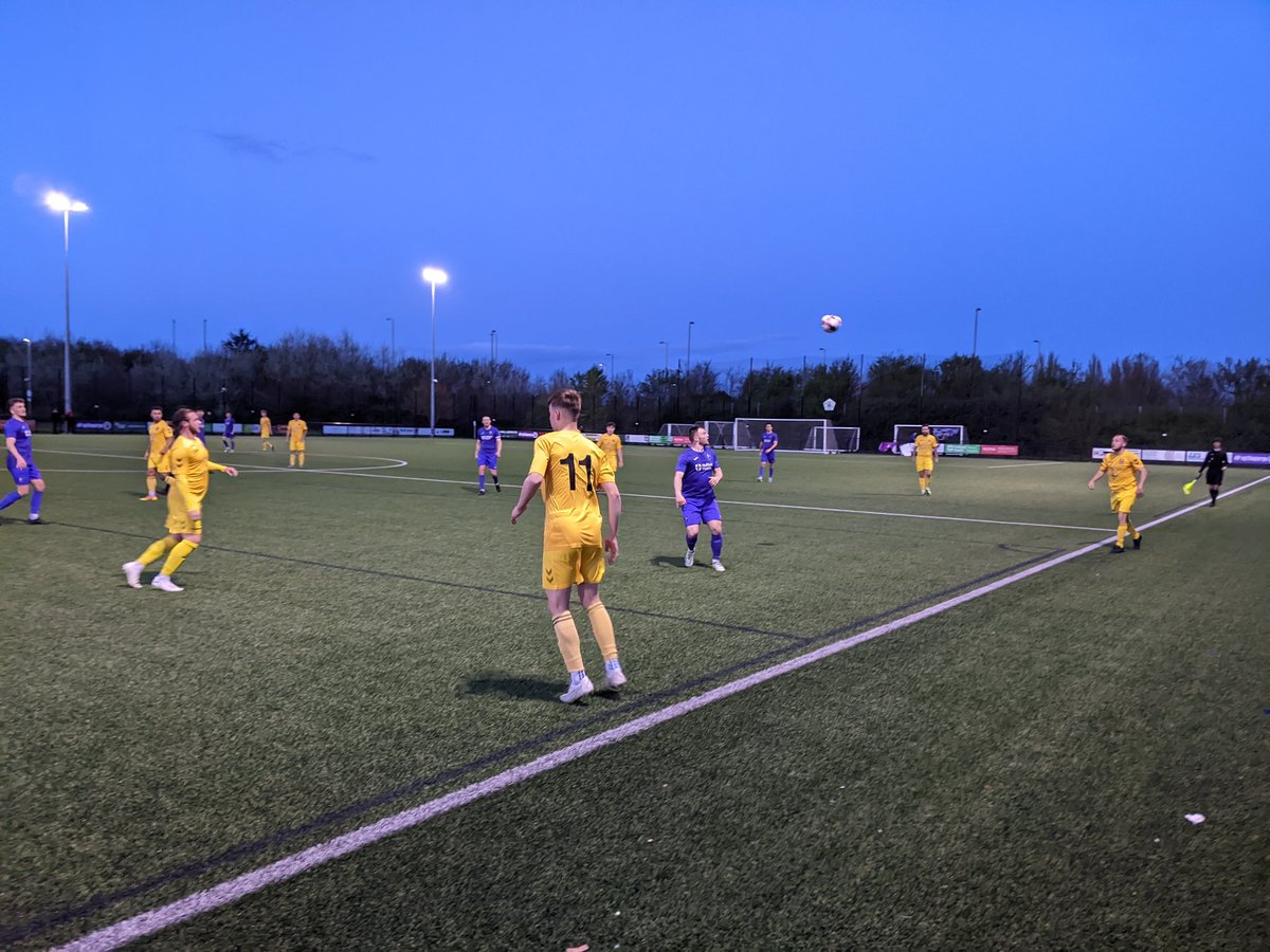 bnnrtn's tweet photo. 23/24 match 23: Stoneham vs Fareham https://t.co/VmYBdUmAHB