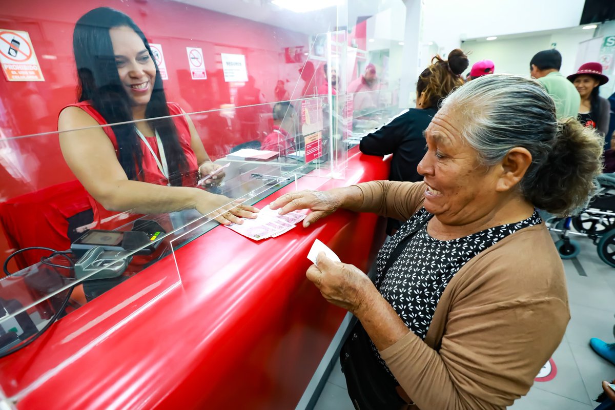 Miles de usuarias y usuarios de #Pensión 65 cobraron en 157 agencias del @BancodelaNacion en exitosa #pagaton dominical. Lee la nota de prensa aquí bit.ly/49LpckU