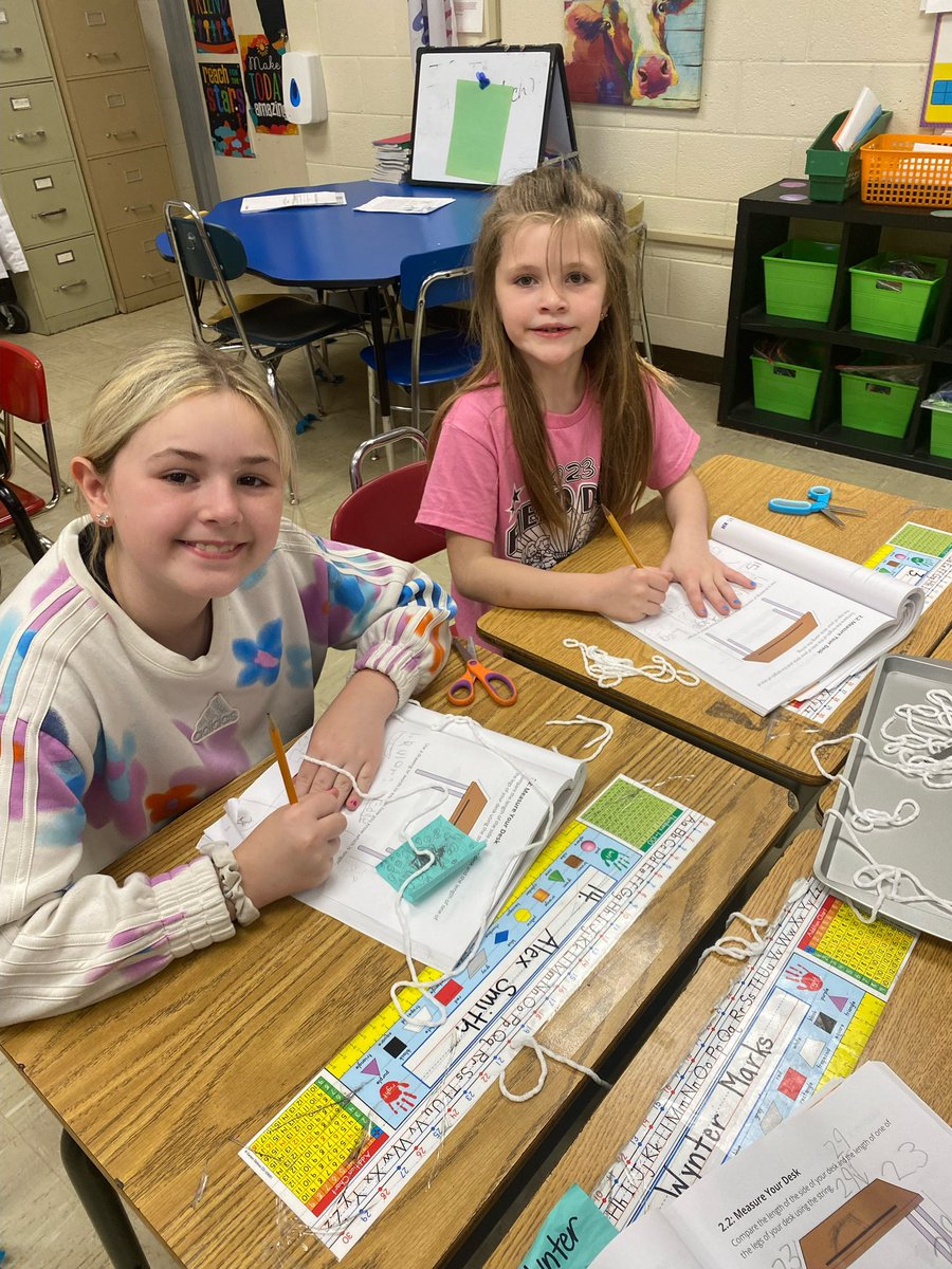 thirdday82's tweet photo. Mrs. Clark’s Math class comparing shorter and longer with string.  @IllustrateMath @Janice_Marcum https://t.co/isiaHA7nTu