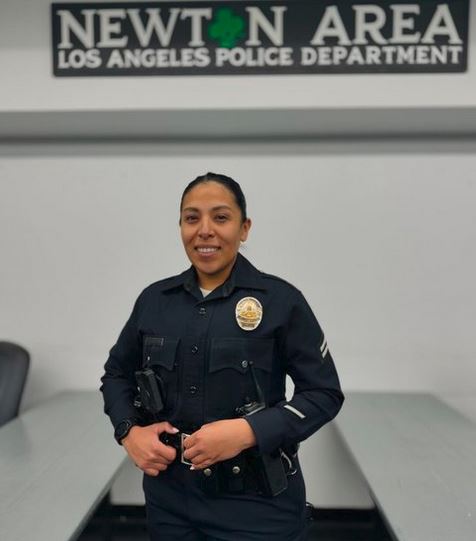 Meet @NewtonLAPD Field Training Officer Franquez, who has significantly impacted the #LAPD. With over 10 years of service, Officer Franquez excels in Newton Patrol and is an exemplary leader and role model.