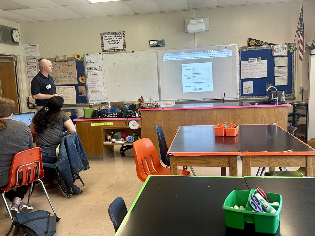 What a great afternoon with @timmerhod & @MerlynforEDU for our #middleschool #science #teachers to #learn & #play with #Merlyn!!  #digitalassistant #MerlynforEDU #artificialintelligence #LLM #AIforgood #AIforEDU #GenAI #edtech #edtechchat #ETCoaches @jkatcher74  🎉