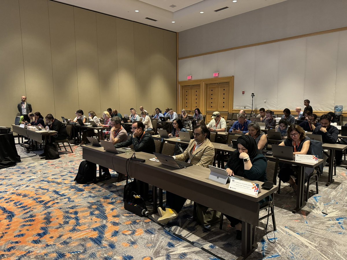 Purysko's tweet photo. Big shout out to @WeadockMD The “DICOM whisperer” behind all the Hands on Courses at #SAR24. Thank you for all your support, Bill 🙏🏻 @SocietyAbdRad @RadPixSoftware https://t.co/KfSQLukm98