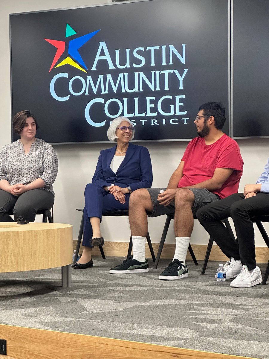 DYK: ACC hosted U.S. Secretary of Commerce Gina Raimondo & Director Arati Prabhakar of the White House Office of Science and Technology Policy today to talk all things manufacturing & semiconductor. We’re doing big things at ACC. Learn more » austincc.edu/semiconductor