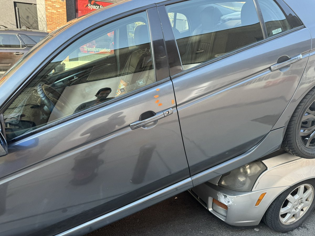 Not a Cheeto guy, but this goes in the physical ad hall of fame.