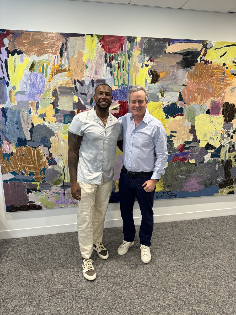 Great to have @Marell_Evans from Exceptional Cap VC in the office today. Proud to be one of the earliest investors in his pre-seed fund. Congrats 🎊 on your success my friend ! Keep winning in Miami @FrancisSuarez