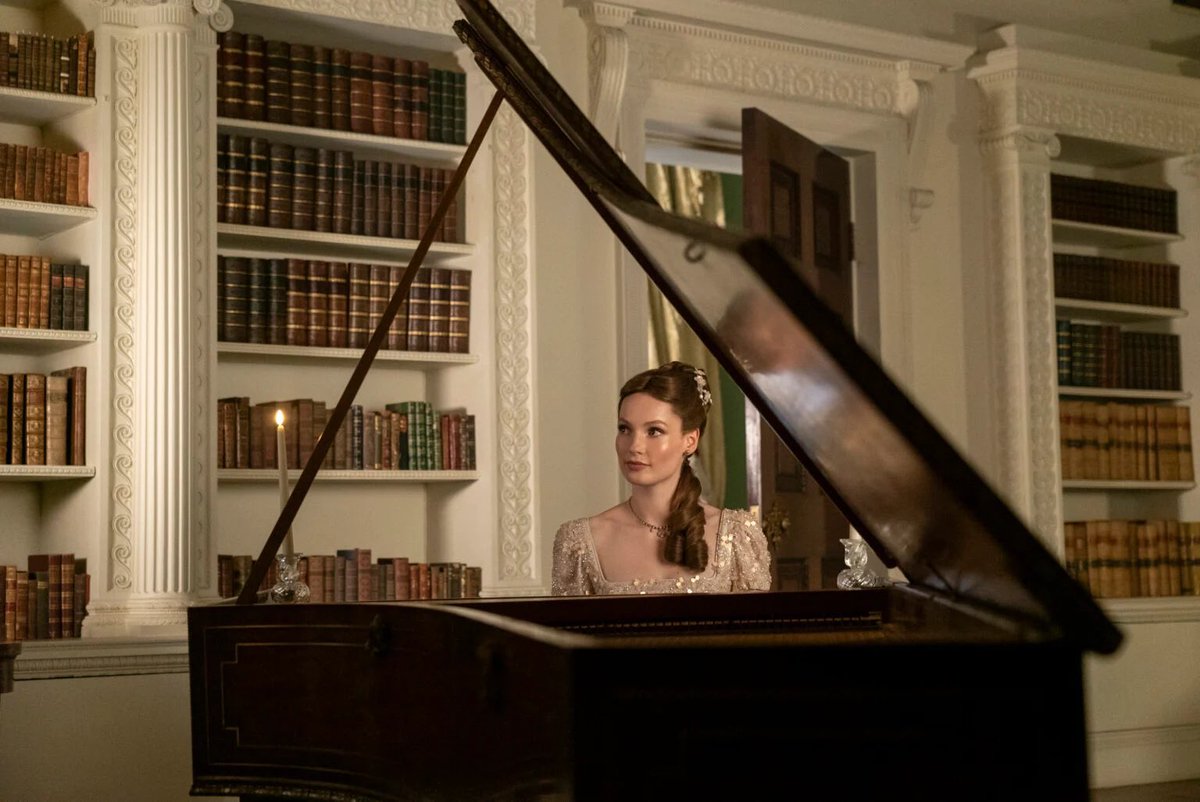 hannaharchives_'s tweet photo. ✨NEW✨ #Bridgerton Season 3 stills of Hannah Dodd as Franceaca Bridgerton https://t.co/MTlwnY2BUO