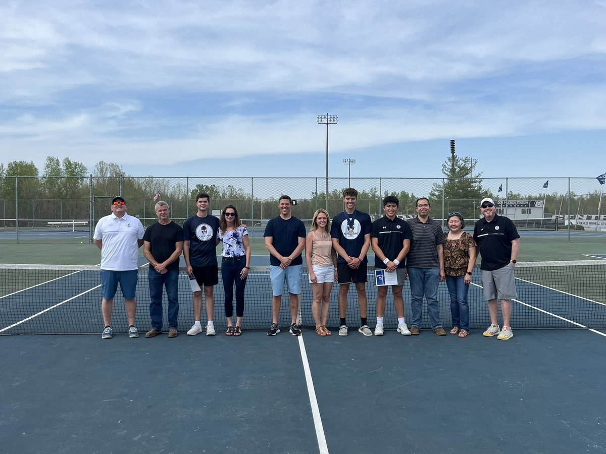 Harris_Mgmt's tweet photo. Congrats to the #FHCClassOf2024 Seniors from Boys @FHCTennisFam!! https://t.co/YkMik2li5j
