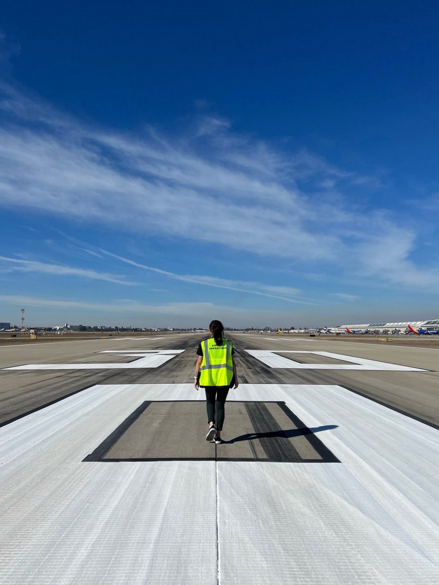 POV: A typical day on the job for Maegan P., Senior Airport Operations Specialist at the San José Mineta International Airport. Interested in working with a view like this? Visit bit.ly/SJBrowseCityJo… to browse City jobs! #CityofSanJoséNowHiring #WeAreSanJosé