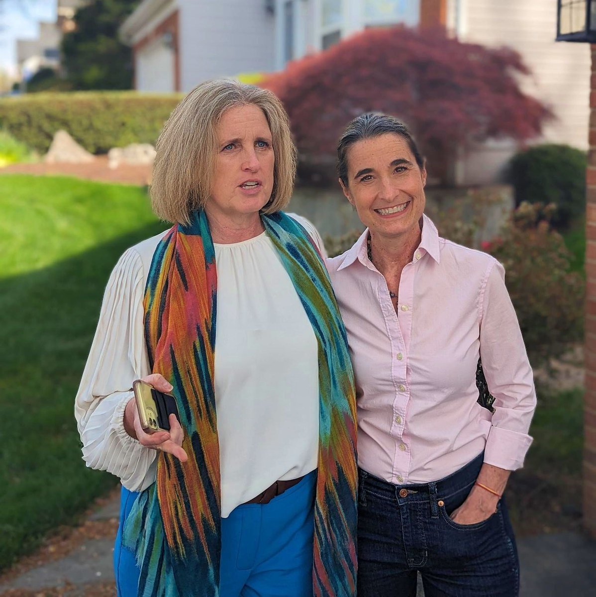 Spent this gorgeous afternoon knocking doors with Supervisor Juli Briskman! Shout out to the good people in the South Bank Precinct! @SupBriskman #TeamBoysko #VA10