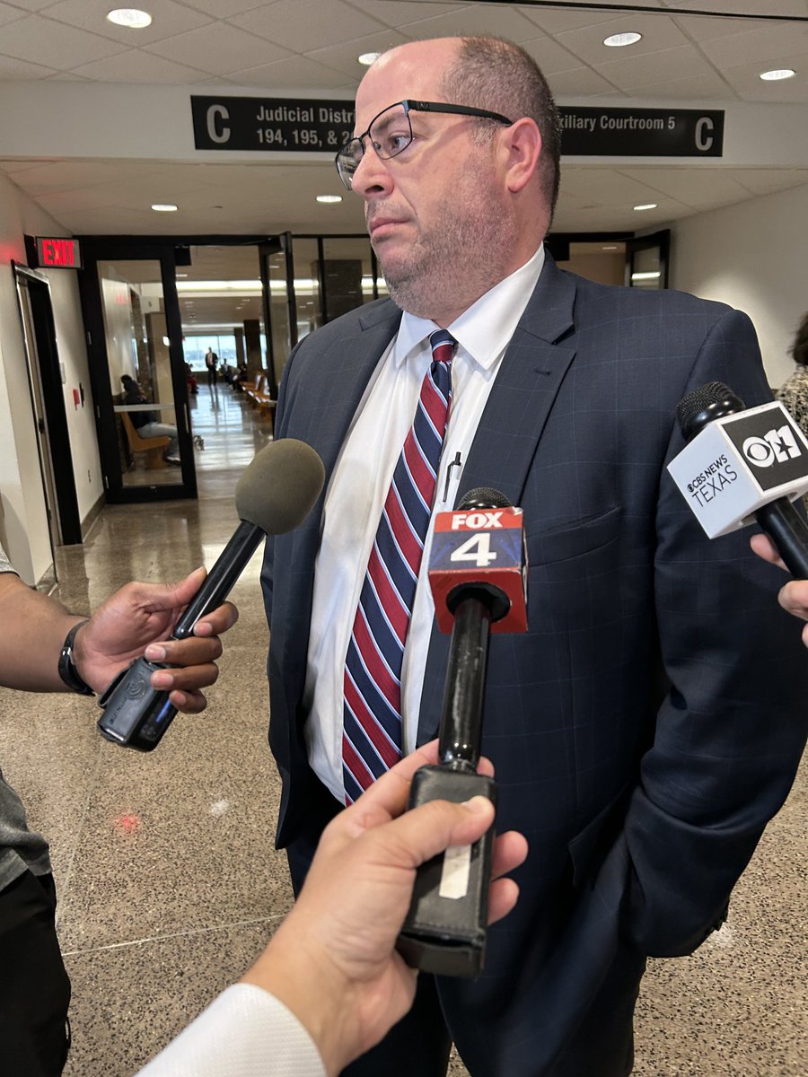 NEW: Defense attorney Josh Healy talks to reporters after his client Tyrese Simmons accepted a plea deal in the 2019 shooting death of 9 yr old Brandoniya Bennett. Healy says state’s case fell apart. Simmons could be out of prison in 2 yrs. Details on ⁦@FOX4⁩ 5/6pm