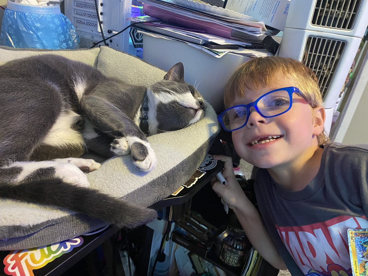 SpadeOfAcez's tweet photo. Still my little gaming buddy, and this kiddo has gotten so big!! I can’t believe he’s not a baby anymore! Indiana “Indy Bindy” Bones and The Kid. ❤️❤️ https://t.co/eouem449Xz