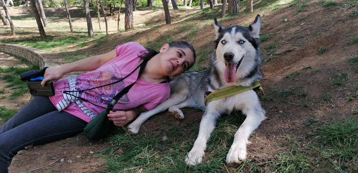 Acomiadar-nos és el pitjor 💔 Gràcies Pepa per tots els moments que ens dones 🐺 La teva companyia, atenció, mimitos, abraçades, sobades, llepades, mossegadetes... es troben molt a faltar quan no hi ets. Torna aviat, ja t'estem esperant #PepaWolf  <a href="/ChineseTiger74/">ChineseTiger74</a>