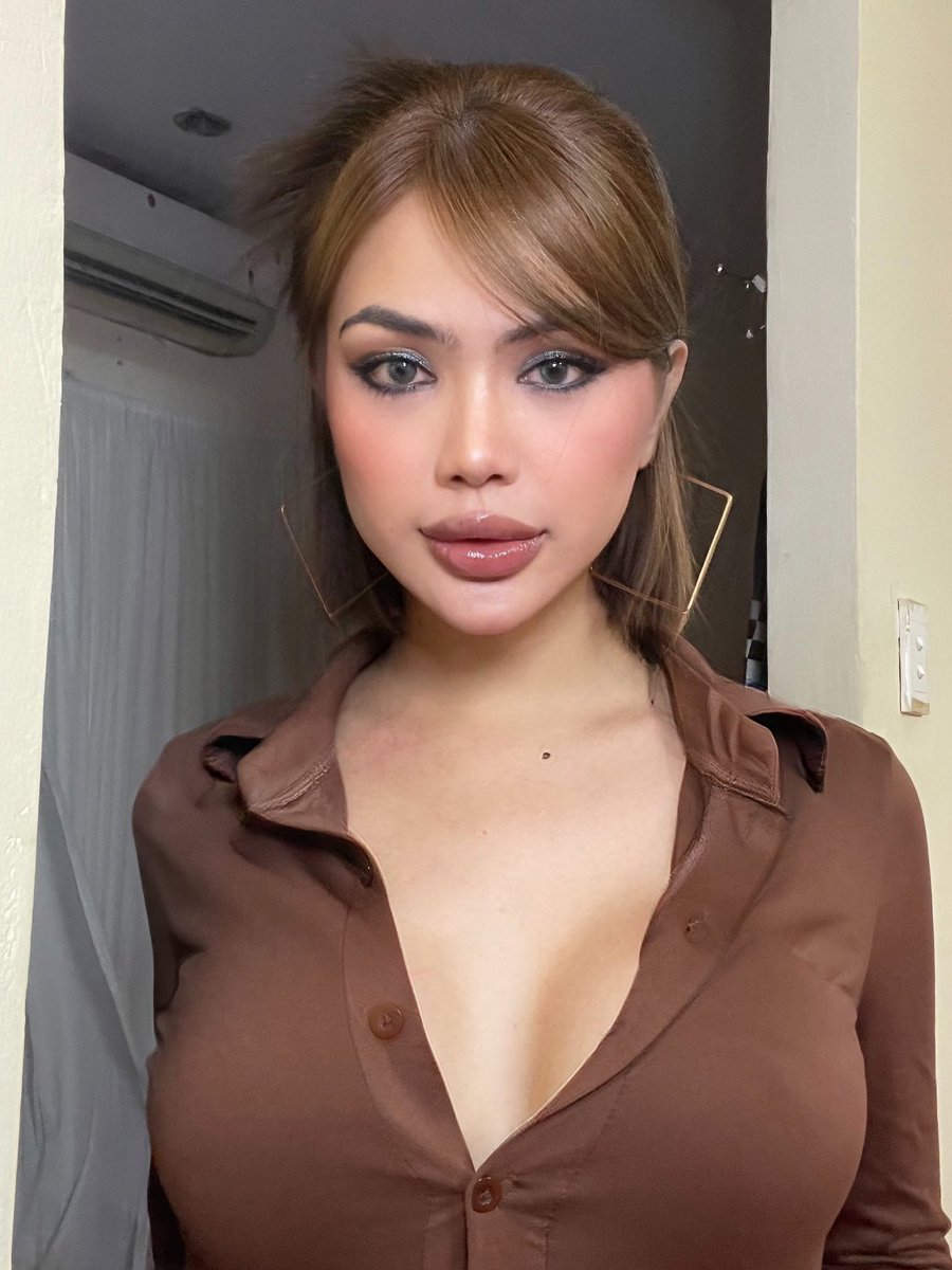 Man Chi- LadyBoyVietnam tweet media