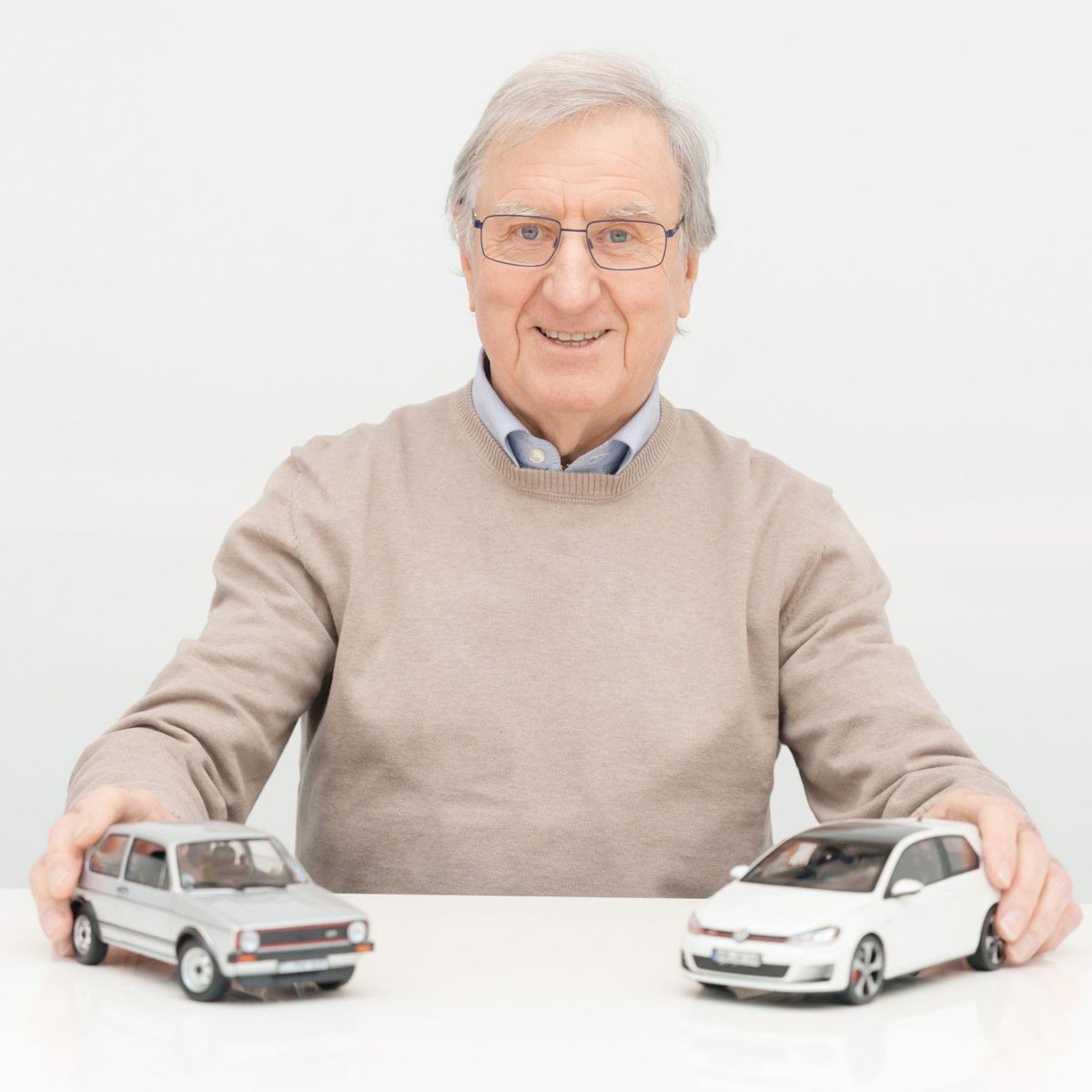volkspage's tweet photo. Despedimos de Anton Konrad, um dos criadores do Golf GTI 🖤

https://t.co/aBrVrztiNe https://t.co/qlh6e4RSnl