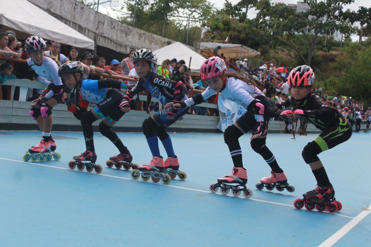 PatinajeNdS's tweet photo. Ocaña recibe la Sexta Válida Departamental...
https://t.co/amnLrMi9hp https://t.co/4b39PKIkge