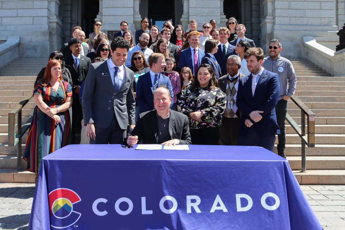 GovofCO tweet picture