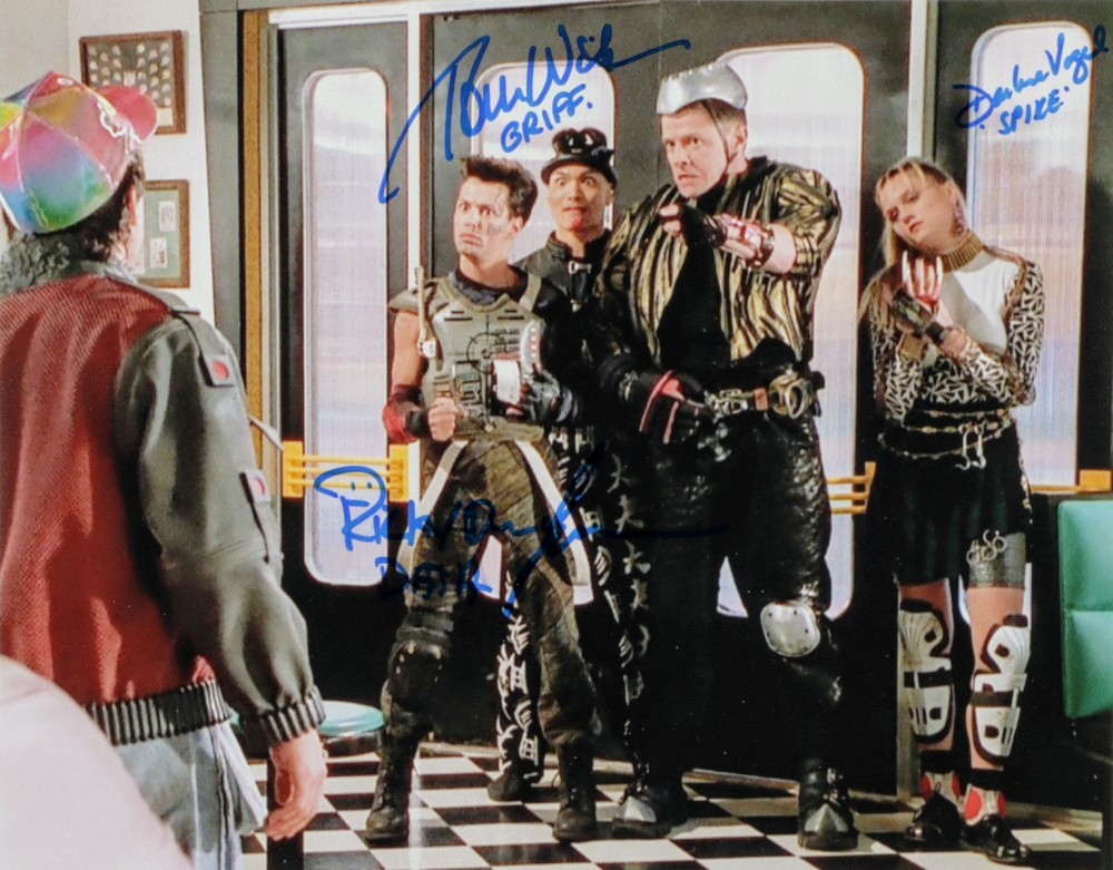 Happy birthday to @TomWilsonUSA! 🎂❤️
11x14 @BacktotheFuture Part II photo signed by Wilson (Griff), @RickyDeanLogan (Data), and @Dvogel1025 (Spike), is from our collection.
#ThomasFWilson #Griff #BiffTannen #GertrudeTannen #BackToTheFuture #BackToTheFutureTrilogy