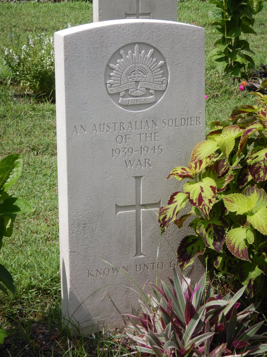 RossWCable's tweet photo. The #AARCStaffRide24 visits Kranji #CWGC where the sacrifice of Australian, British and Commonwealth forces (especially Indian) is made plain. A row of Netherlands East Indies graves also shown. This hill was the rear of the 2/26th Battalion (AIF) defensive position - the scene of heavy fighting on 9 Feb #1942. The cemetery is immaculate as always. @CWGC @DVAAus @DefenceAust