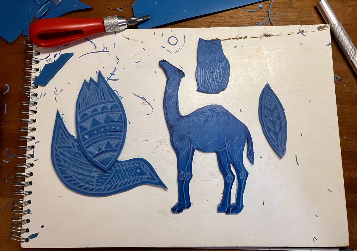 Making print plates to demo to my class on friday as we explore different ways to use folk art to interpret the themes we are working on. They will be making their own 🙂 Partly inspired by the paintings of Maria Prymachenko (and camels, with me, obviously camels 😉) #arttutor