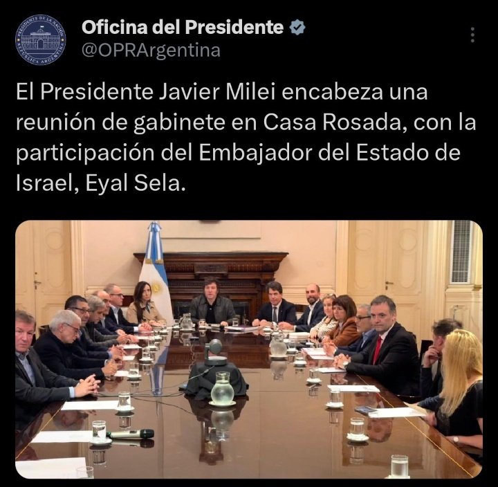 Cual es la explicación de la @OPRArgentina a este despropósito que embajador que no tiene que ver con el PE participe de reunión en este invento de comité de crisis? Para peor @JMilei nos está metiendo en un peligroso entuerto. Ya empezaron a ver fantasmas en la triple frontera