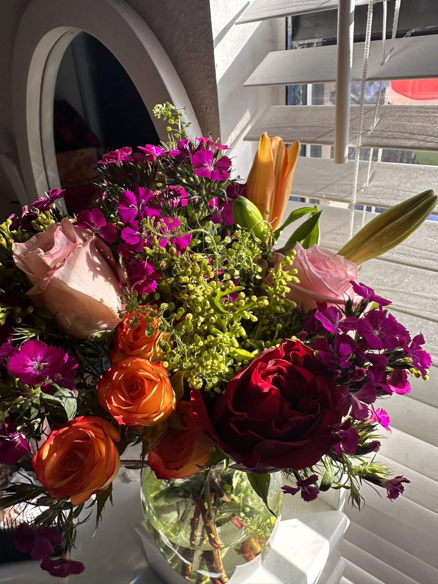 ashhlyynnxo's tweet photo. Vase never goes empty ๐ฅน๐๐ซถ๐ผ
#ilovemybf #nobodycompares #mybfisthebest #iwin https://t.co/clQ2cytrpW