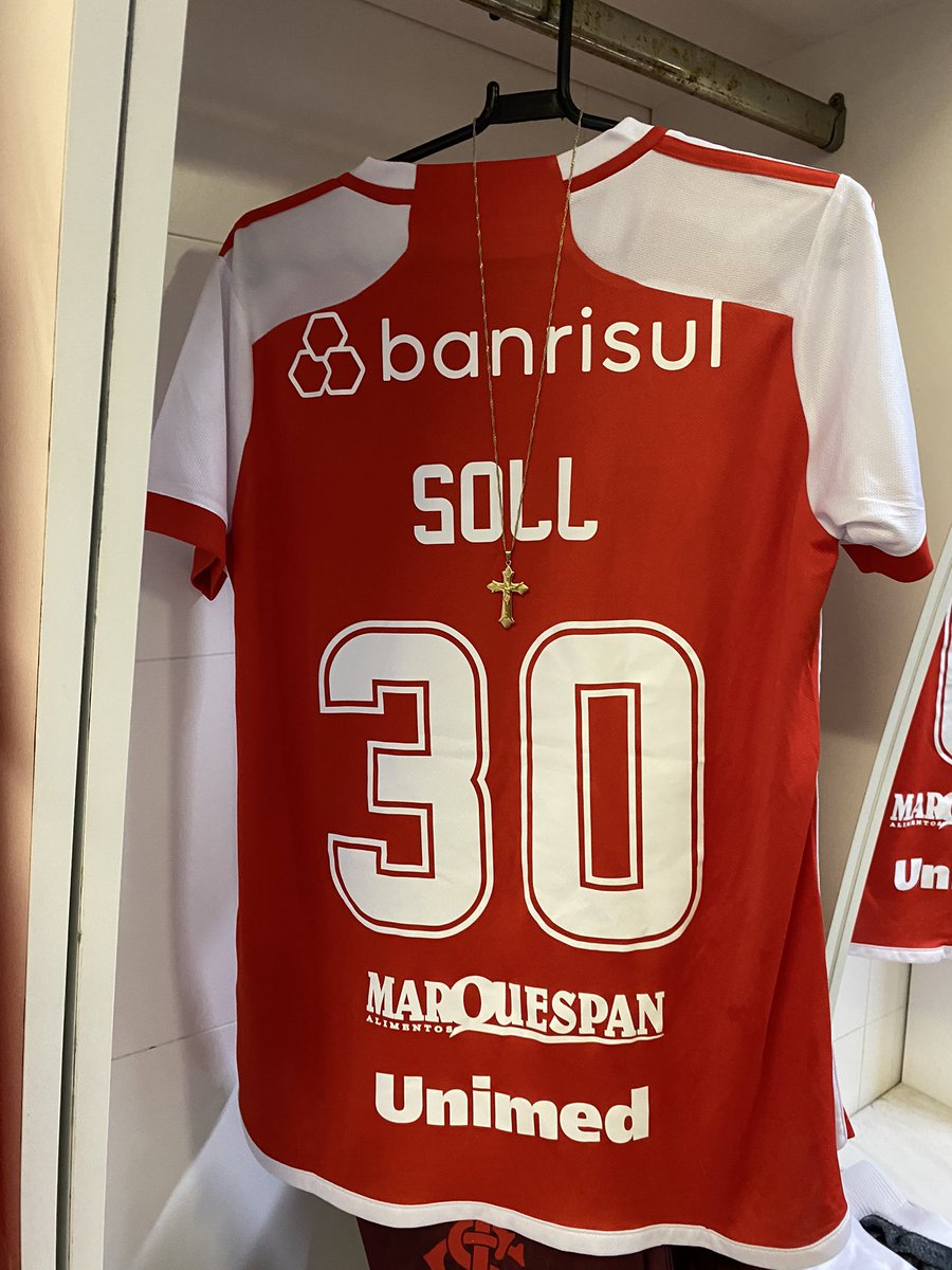 GuriasColoradas's tweet photo. Vestiário pronto! PRA CIMA, GURIAS! 🔥🇦🇹 https://t.co/JrnSP80xPS