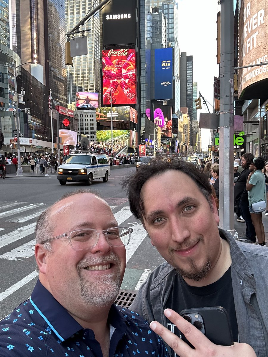 LandreauJames's tweet photo. FCS Magnet coordinators in NYC for the annual Magnet Schools of America Conference! Bringing innovation and the world to FCS through the arts and Science integrations! @FultonCoSchools @NorthSpringsHS @Tri_CitiesHigh https://t.co/zosaX5CFK7