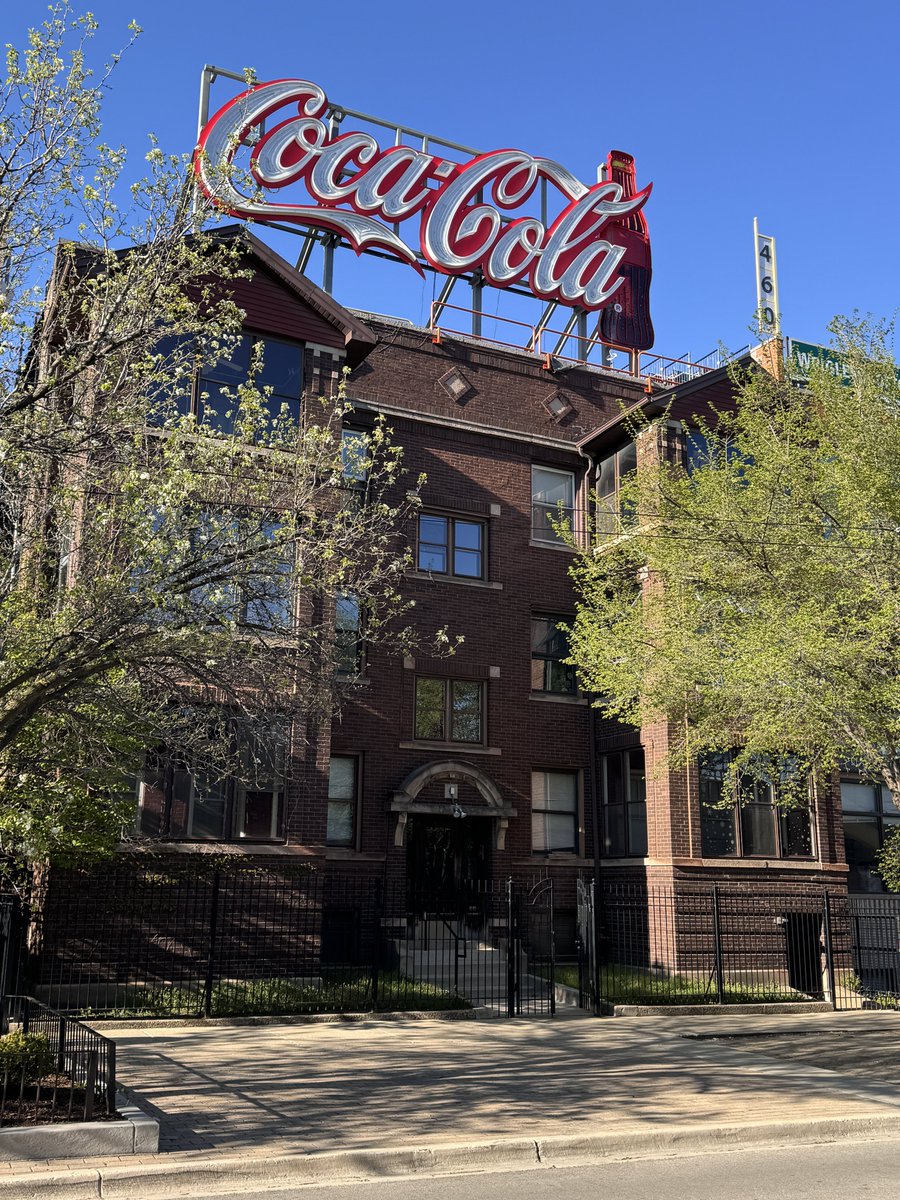 I wanna live in The Coca-Cola House now.