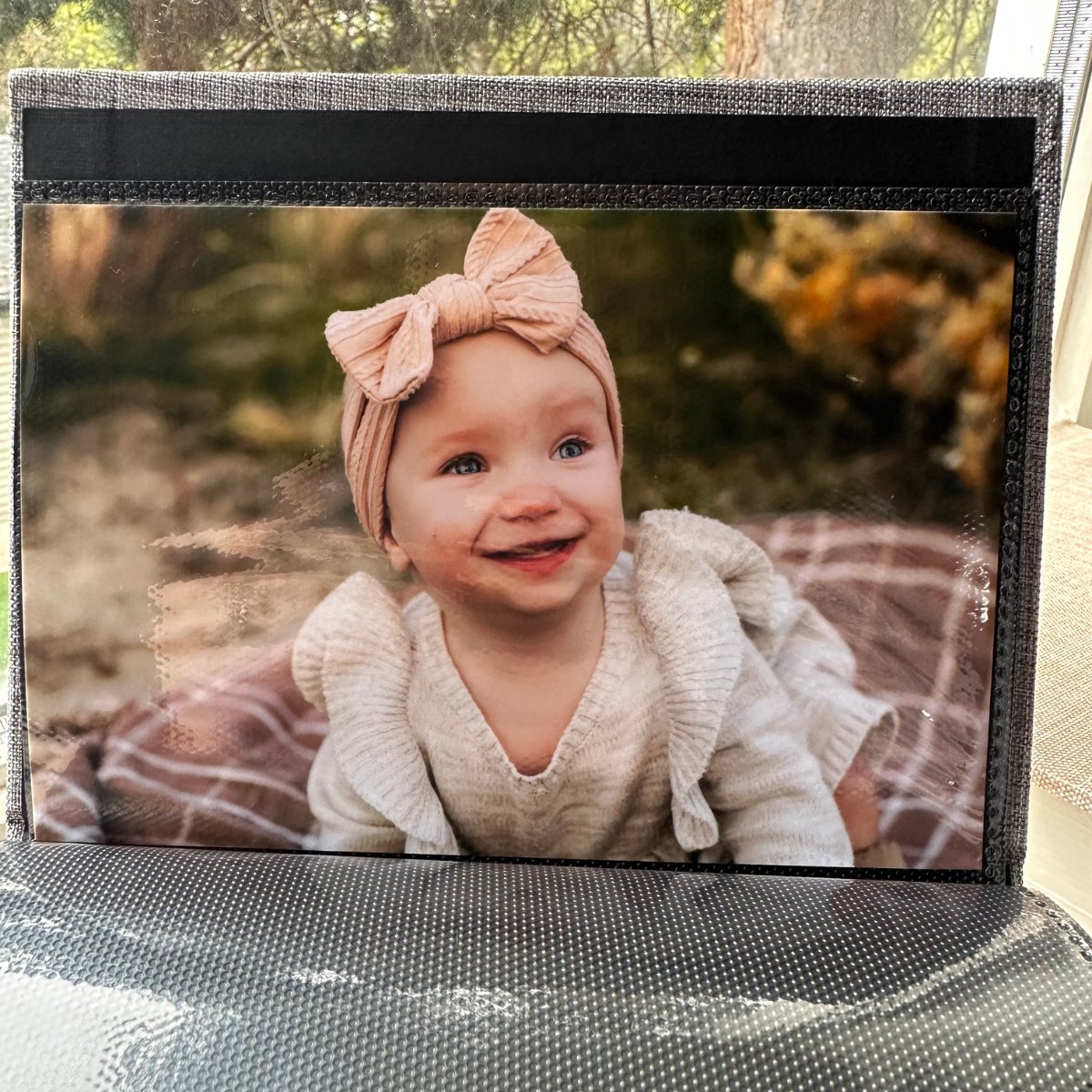 MonthlyPics's tweet photo. Keep your favorite photos from getting lost in your camera roll. Transform your digital memories into tangible treasures with MonthlyPics! Pick your 3 favorite photos each month and receive FREE premium 4×6 hard copies.#family photos #nicubaby #memoriesareforever https://t.co/jt9HaUtv3f