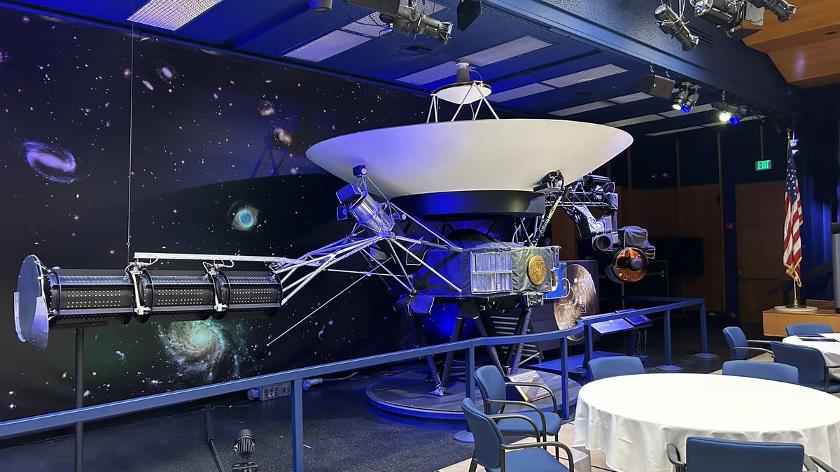 benzchristian's tweet photo. Tag 2 der USA Reise von @HendrikWuest 
Am Morgen stand ein Termin bei @NASAJPL bei Los Angeles an. Das Unternehmen ist ein führendes Zentrum für die robotische
Erkundung des Sonnensystems. Im Anschluss hat der MP von NRW Gespräche bei @Rivian geführt. https://t.co/JwBt2ptnpx
