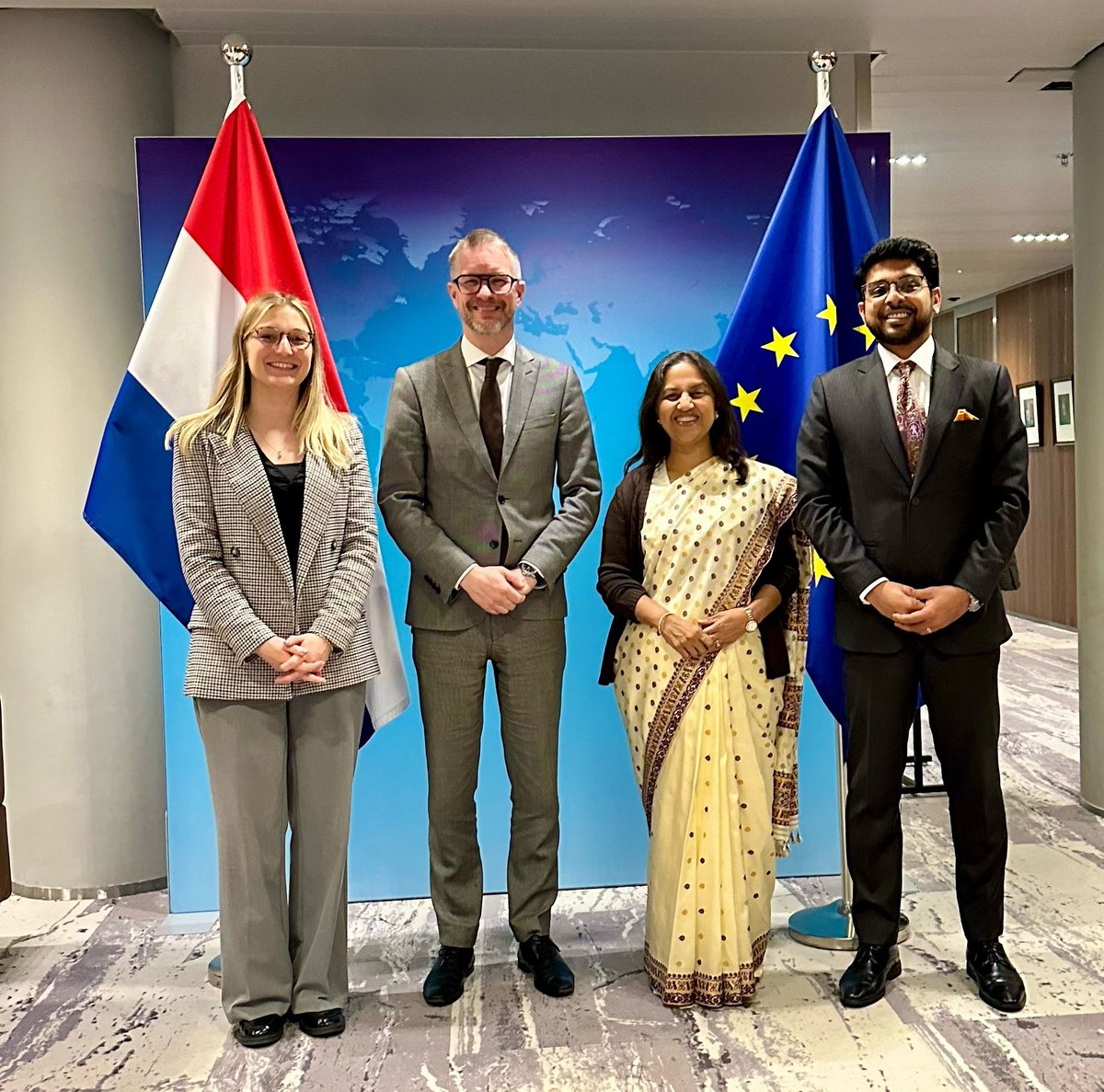 Amb @reenat_sandhu met Mark Zellenrath, Director for Multilateral Organisations and Human Rights Department @minbuza. Appreciated the close cooperation between 🇮🇳& 🇳🇱 in multilateral fora and the mutual support for each other's global initiatives @MarkZellenrath @IndianDiplomacy