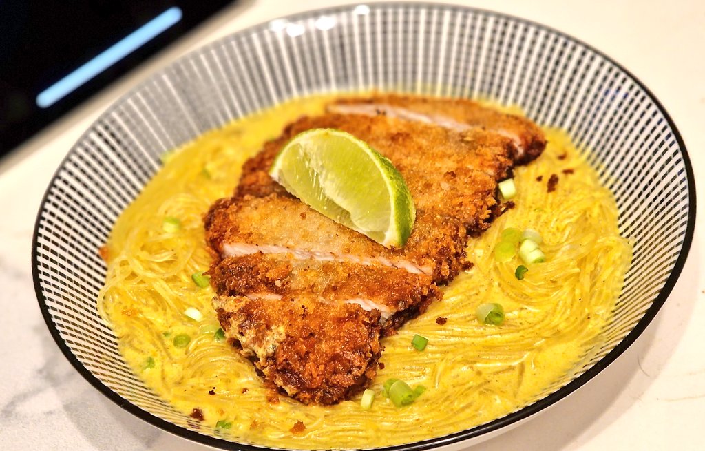 Kiwawas Kitchen Laksa Soup with Rice Noodles in a curry coconut soup with fresh lime and topped with Katsu Yummmm!!!!! Turned out great