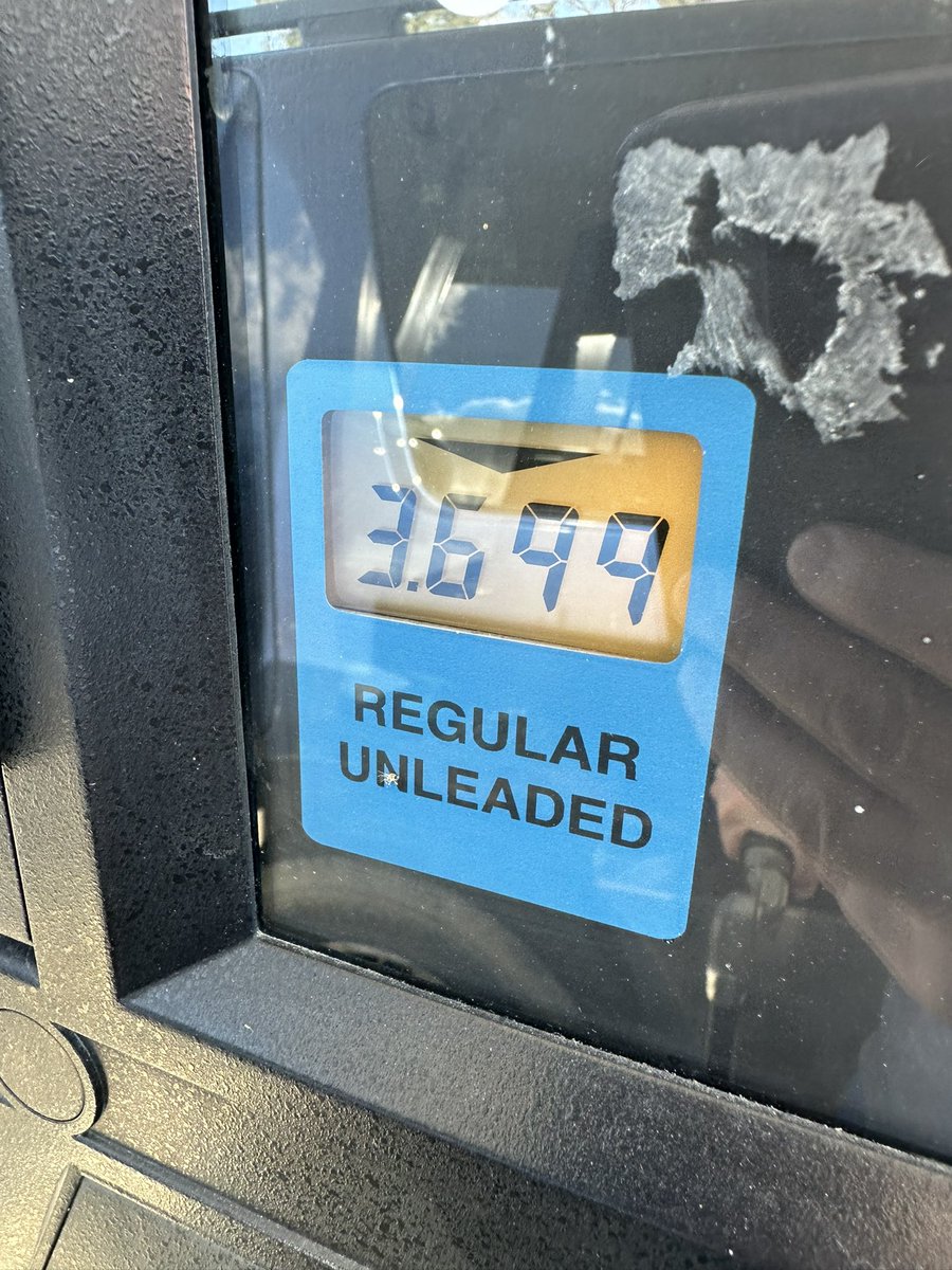 #gasprices #fuelprices 
Prices at the pump keep on goin up…