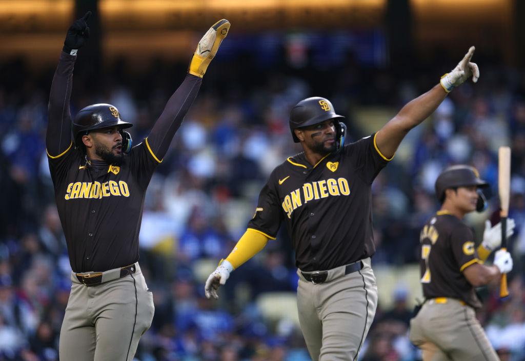 'It's a less talented team but it feels like the pieces fit a little bit better.' ESPN's @Alden_Gonzalez discussed his #Padres observations with @DSmithShow , the impressive Jackson Merrill and what's different from last year's team iheart.com/podcast/1248-t…